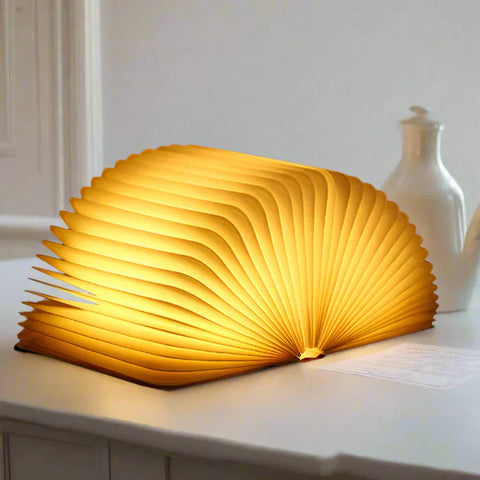Lampe en forme de livre